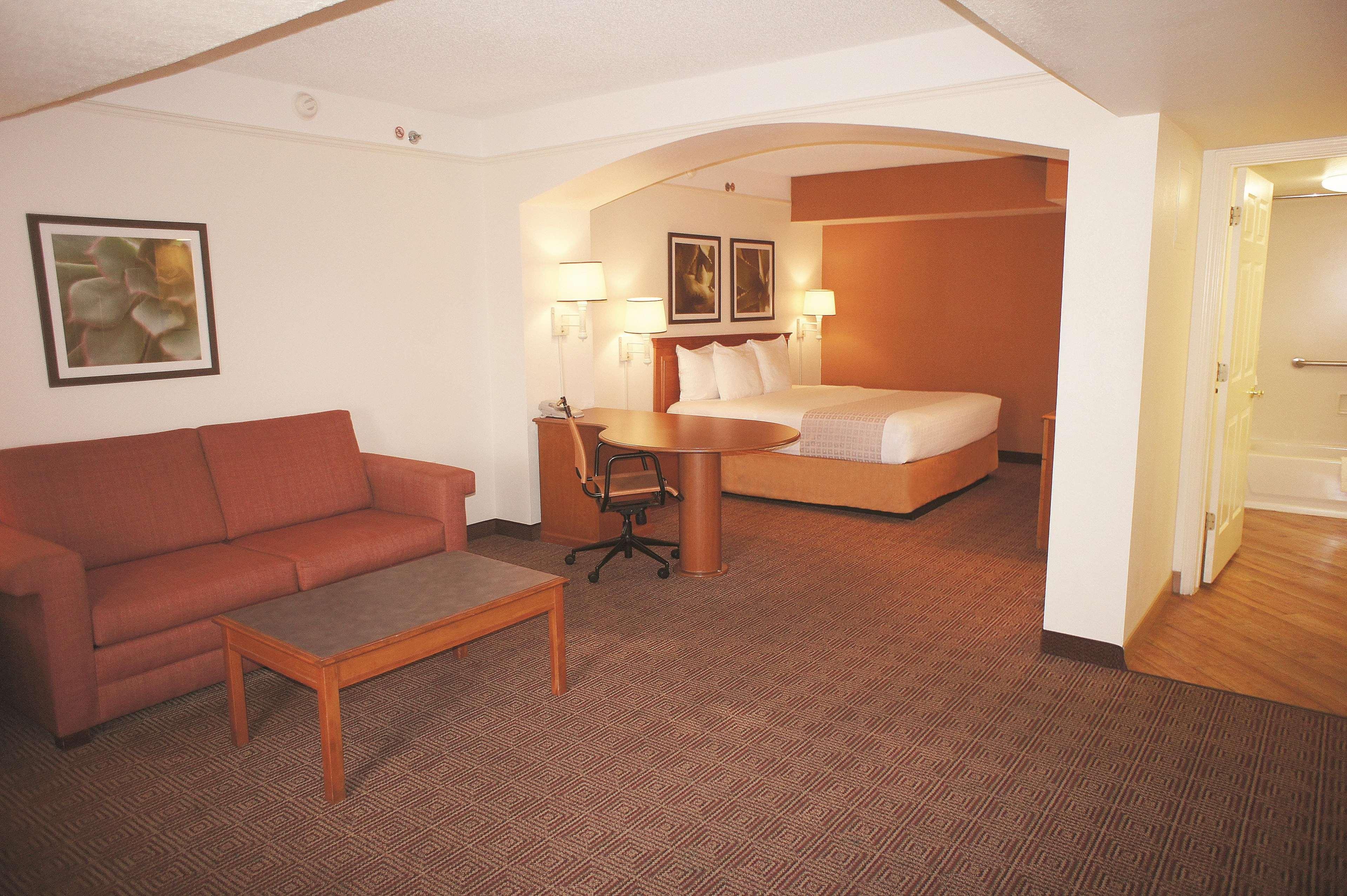 La Quinta Inn By Wyndham Austin Capitol / Downtown Екстер'єр фото