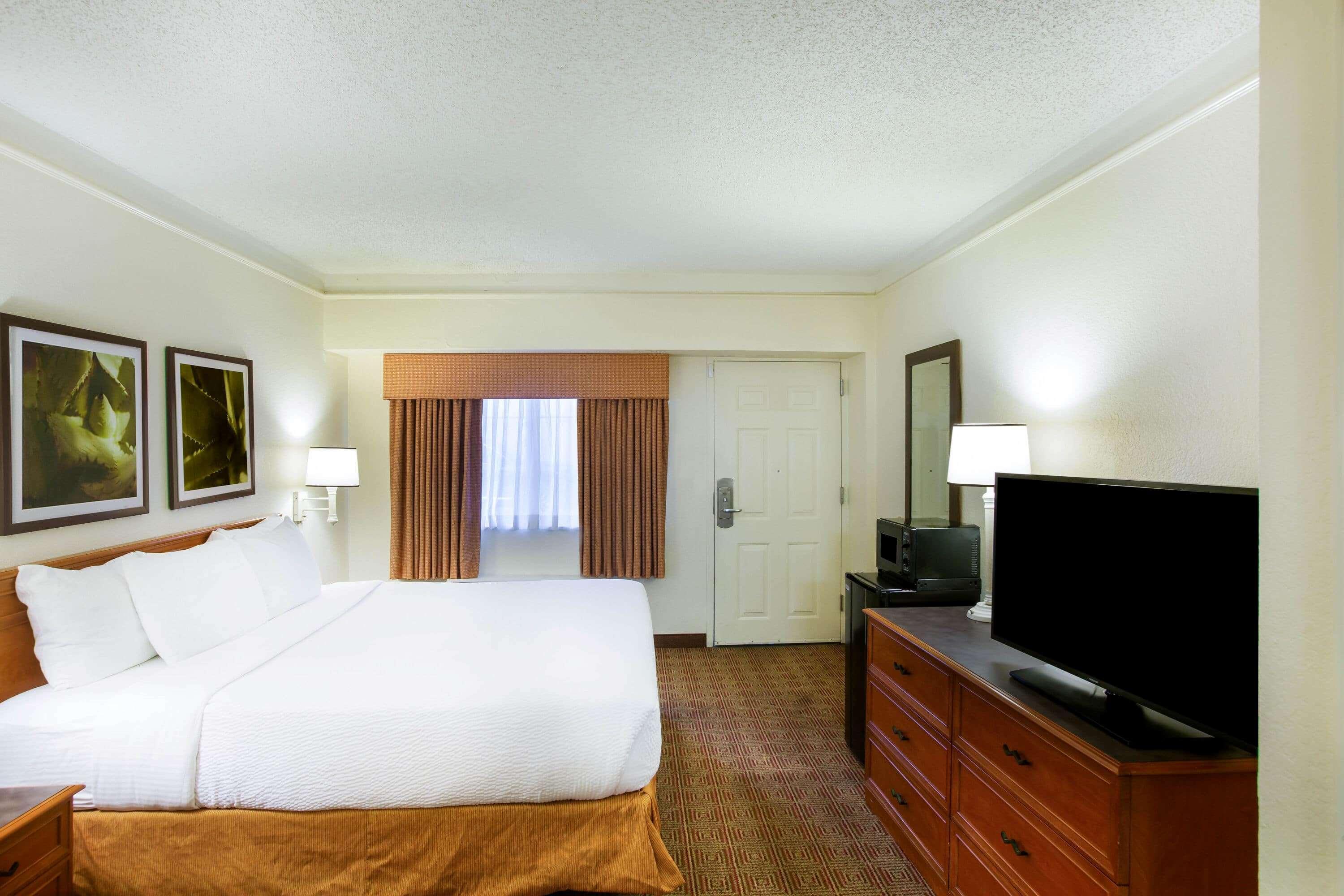 La Quinta Inn By Wyndham Austin Capitol / Downtown Екстер'єр фото